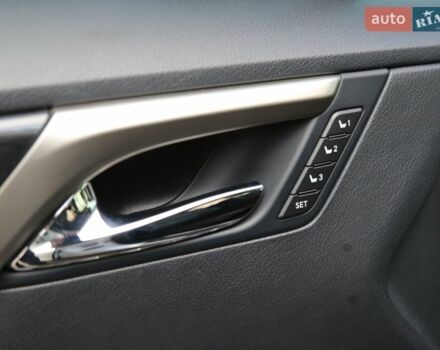 Білий Лексус РХ, об'ємом двигуна 2 л та пробігом 79 тис. км за 33000 $, фото 23 на Automoto.ua