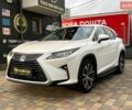 Белый Лексус РХ, объемом двигателя 2 л и пробегом 168 тыс. км за 34900 $, фото 2 на Automoto.ua