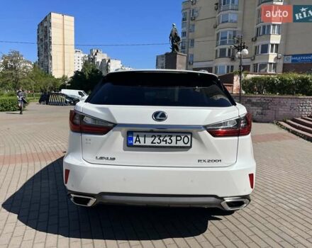 Белый Лексус РХ, объемом двигателя 2 л и пробегом 122 тыс. км за 31000 $, фото 4 на Automoto.ua