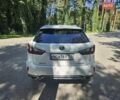 Белый Лексус РХ, объемом двигателя 2 л и пробегом 76 тыс. км за 37200 $, фото 2 на Automoto.ua