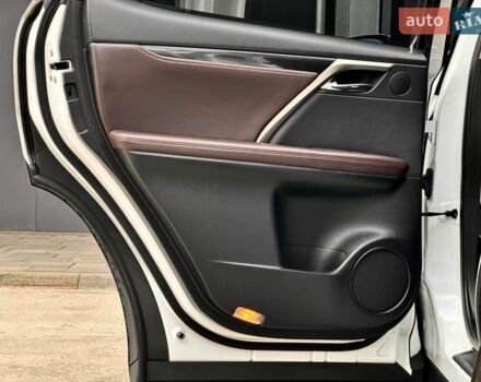 Білий Лексус РХ, об'ємом двигуна 2 л та пробігом 279 тис. км за 26900 $, фото 27 на Automoto.ua