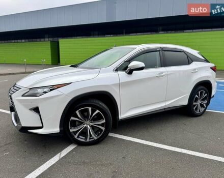 Белый Лексус РХ, объемом двигателя 2 л и пробегом 70 тыс. км за 32900 $, фото 3 на Automoto.ua