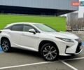 Белый Лексус РХ, объемом двигателя 2 л и пробегом 70 тыс. км за 32900 $, фото 7 на Automoto.ua
