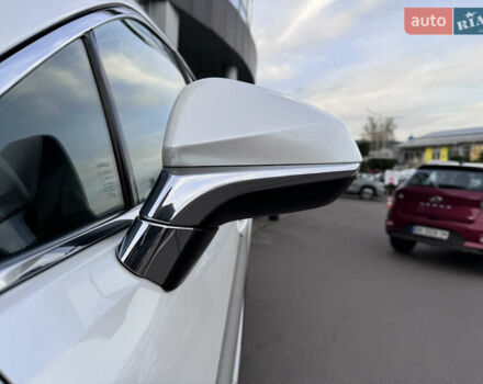 Білий Лексус РХ, об'ємом двигуна 2 л та пробігом 179 тис. км за 29990 $, фото 46 на Automoto.ua