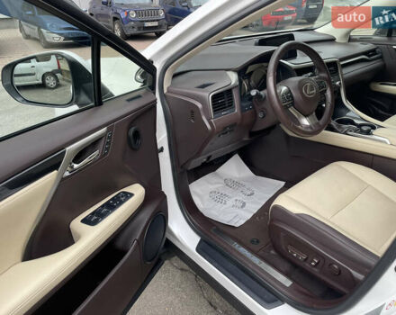 Білий Лексус РХ, об'ємом двигуна 2 л та пробігом 186 тис. км за 27777 $, фото 5 на Automoto.ua