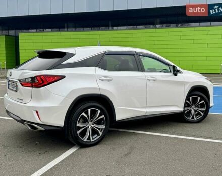 Білий Лексус РХ, об'ємом двигуна 2 л та пробігом 70 тис. км за 32900 $, фото 15 на Automoto.ua