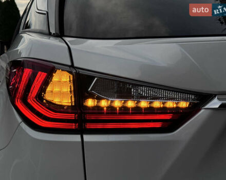 Білий Лексус РХ, об'ємом двигуна 2 л та пробігом 179 тис. км за 29990 $, фото 11 на Automoto.ua