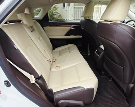 Білий Лексус РХ, об'ємом двигуна 3.46 л та пробігом 130 тис. км за 34500 $, фото 80 на Automoto.ua