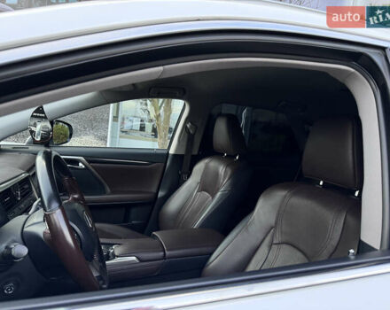 Білий Лексус РХ, об'ємом двигуна 2 л та пробігом 179 тис. км за 29990 $, фото 50 на Automoto.ua