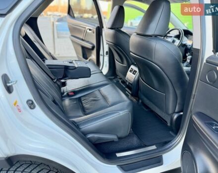 Белый Лексус РХ, объемом двигателя 2 л и пробегом 71 тыс. км за 31900 $, фото 44 на Automoto.ua