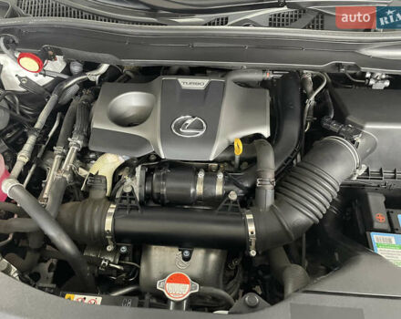Білий Лексус РХ, об'ємом двигуна 2 л та пробігом 186 тис. км за 27777 $, фото 6 на Automoto.ua