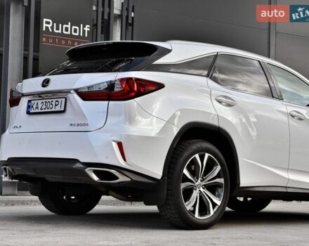 Білий Лексус РХ, об'ємом двигуна 2 л та пробігом 279 тис. км за 26900 $, фото 5 на Automoto.ua