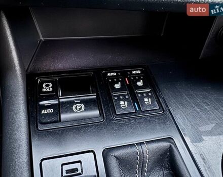 Білий Лексус РХ, об'ємом двигуна 2 л та пробігом 70 тис. км за 32900 $, фото 54 на Automoto.ua