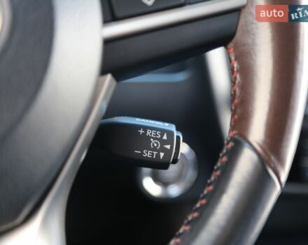 Білий Лексус РХ, об'ємом двигуна 2 л та пробігом 79 тис. км за 33000 $, фото 27 на Automoto.ua