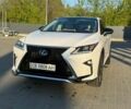Белый Лексус РХ, объемом двигателя 3.5 л и пробегом 145 тыс. км за 32000 $, фото 2 на Automoto.ua