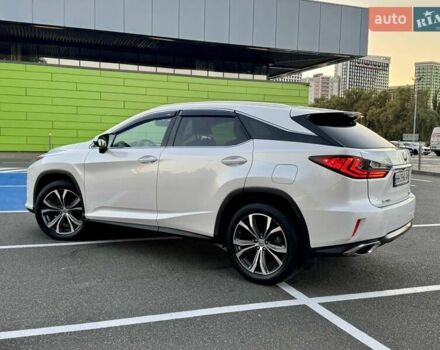 Білий Лексус РХ, об'ємом двигуна 2 л та пробігом 70 тис. км за 32900 $, фото 18 на Automoto.ua