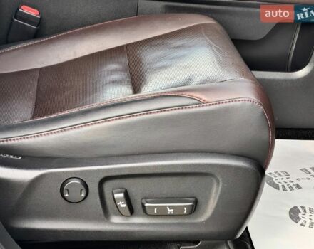 Білий Лексус РХ, об'ємом двигуна 2 л та пробігом 279 тис. км за 26900 $, фото 41 на Automoto.ua