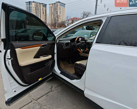 Белый Лексус РХ, объемом двигателя 3.5 л и пробегом 99 тыс. км за 30990 $, фото 19 на Automoto.ua