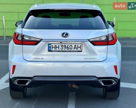Белый Лексус РХ, объемом двигателя 2 л и пробегом 71 тыс. км за 31900 $, фото 18 на Automoto.ua