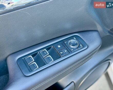 Белый Лексус РХ, объемом двигателя 2 л и пробегом 71 тыс. км за 31900 $, фото 38 на Automoto.ua