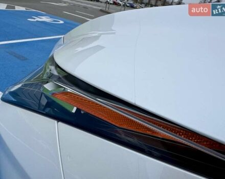 Белый Лексус РХ, объемом двигателя 2 л и пробегом 70 тыс. км за 32900 $, фото 70 на Automoto.ua