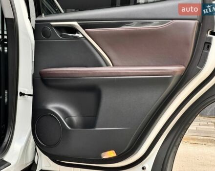 Білий Лексус РХ, об'ємом двигуна 2 л та пробігом 279 тис. км за 26900 $, фото 29 на Automoto.ua