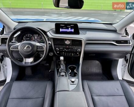 Білий Лексус РХ, об'ємом двигуна 2 л та пробігом 70 тис. км за 32900 $, фото 45 на Automoto.ua