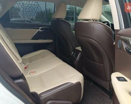 Білий Лексус РХ, об'ємом двигуна 2 л та пробігом 96 тис. км за 32925 $, фото 6 на Automoto.ua