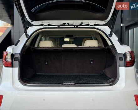 Белый Лексус РХ, объемом двигателя 2 л и пробегом 123 тыс. км за 28200 $, фото 27 на Automoto.ua