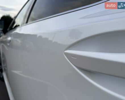 Білий Лексус РХ, об'ємом двигуна 2 л та пробігом 179 тис. км за 29990 $, фото 41 на Automoto.ua