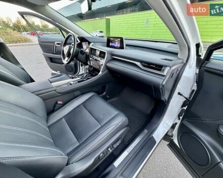 Білий Лексус РХ, об'ємом двигуна 2 л та пробігом 70 тис. км за 32900 $, фото 44 на Automoto.ua