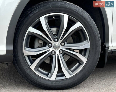 Білий Лексус РХ, об'ємом двигуна 2 л та пробігом 179 тис. км за 29990 $, фото 26 на Automoto.ua