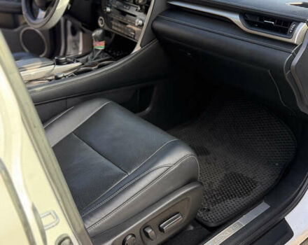 Білий Лексус РХ, об'ємом двигуна 3.46 л та пробігом 165 тис. км за 29500 $, фото 12 на Automoto.ua