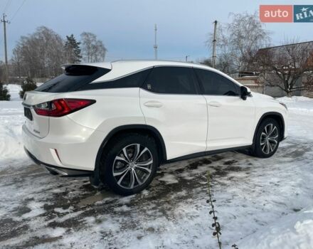 Белый Лексус РХ, объемом двигателя 2 л и пробегом 147 тыс. км за 27700 $, фото 12 на Automoto.ua