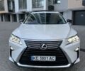 Белый Лексус РХ, объемом двигателя 2 л и пробегом 68 тыс. км за 32900 $, фото 1 на Automoto.ua