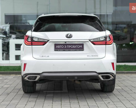 Белый Лексус РХ, объемом двигателя 2 л и пробегом 122 тыс. км за 31403 $, фото 3 на Automoto.ua