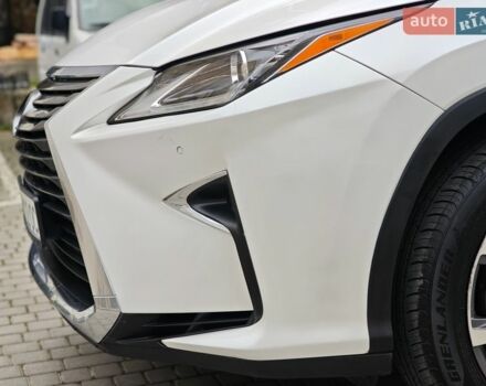 Білий Лексус РХ, об'ємом двигуна 3.46 л та пробігом 71 тис. км за 32000 $, фото 16 на Automoto.ua