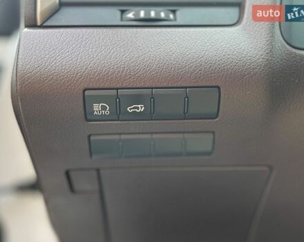 Белый Лексус РХ, объемом двигателя 3.46 л и пробегом 190 тыс. км за 36450 $, фото 13 на Automoto.ua