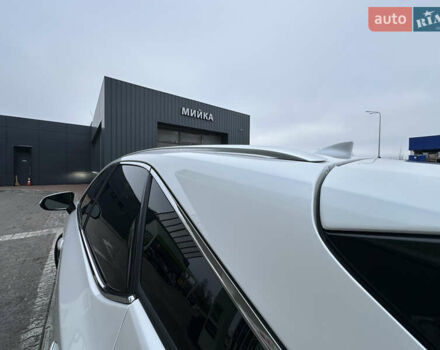 Белый Лексус РХ, объемом двигателя 3.5 л и пробегом 143 тыс. км за 33500 $, фото 54 на Automoto.ua