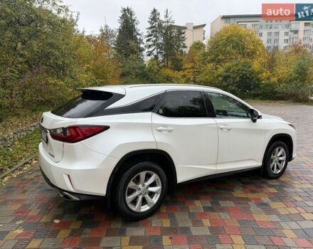 Білий Лексус РХ, об'ємом двигуна 2 л та пробігом 113 тис. км за 31500 $, фото 2 на Automoto.ua