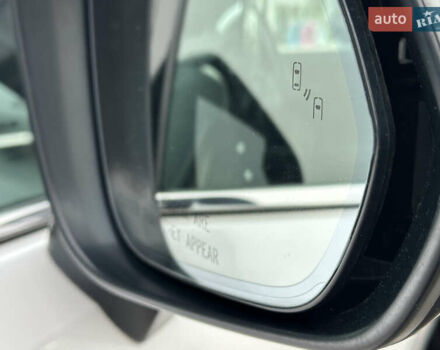 Белый Лексус РХ, объемом двигателя 3.5 л и пробегом 143 тыс. км за 33500 $, фото 88 на Automoto.ua