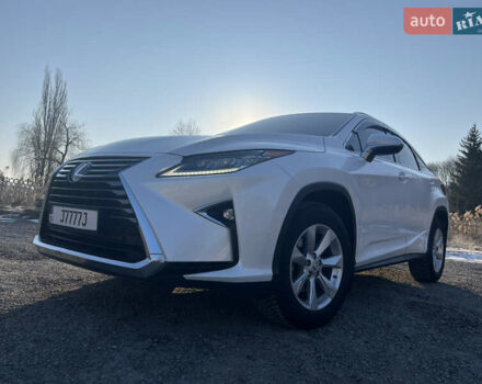 Білий Лексус РХ, об'ємом двигуна 2 л та пробігом 58 тис. км за 33800 $, фото 6 на Automoto.ua