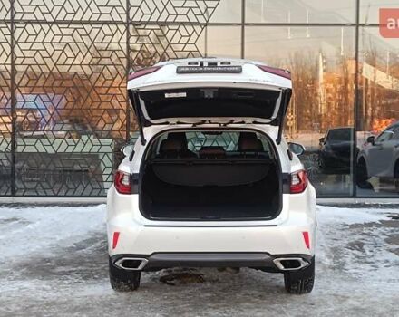 Белый Лексус РХ, объемом двигателя 2 л и пробегом 38 тыс. км за 38475 $, фото 9 на Automoto.ua