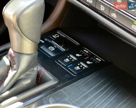 Білий Лексус РХ, об'ємом двигуна 2 л та пробігом 124 тис. км за 33900 $, фото 46 на Automoto.ua