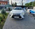 Белый Лексус РХ, объемом двигателя 3.46 л и пробегом 185 тыс. км за 27900 $, фото 1 на Automoto.ua