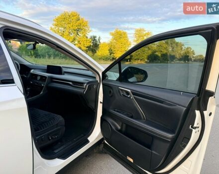 Белый Лексус РХ, объемом двигателя 2 л и пробегом 138 тыс. км за 32000 $, фото 11 на Automoto.ua