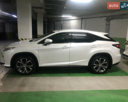 Белый Лексус РХ, объемом двигателя 2 л и пробегом 143 тыс. км за 32500 $, фото 2 на Automoto.ua