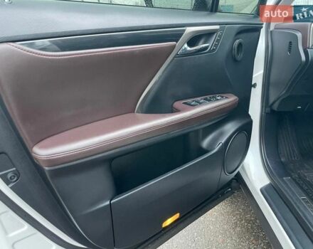 Белый Лексус РХ, объемом двигателя 2 л и пробегом 146 тыс. км за 27000 $, фото 7 на Automoto.ua