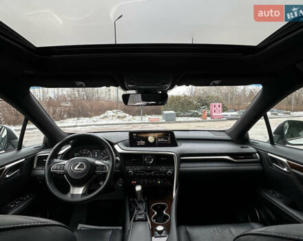 Белый Лексус РХ, объемом двигателя 3.5 л и пробегом 143 тыс. км за 33500 $, фото 126 на Automoto.ua