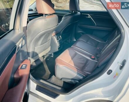 Білий Лексус РХ, об'ємом двигуна 2 л та пробігом 145 тис. км за 27000 $, фото 15 на Automoto.ua